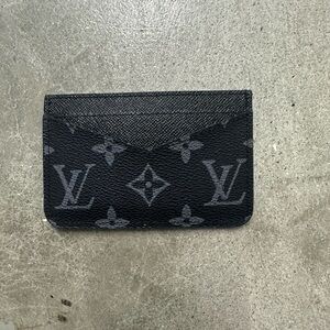 Lv card holder
